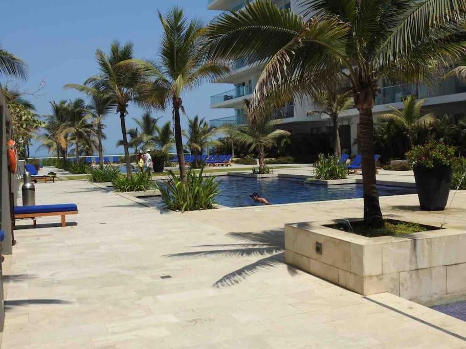 Hermoso Apartamento: Beachfront Comfort with Direct Access Cartagena Exterior photo