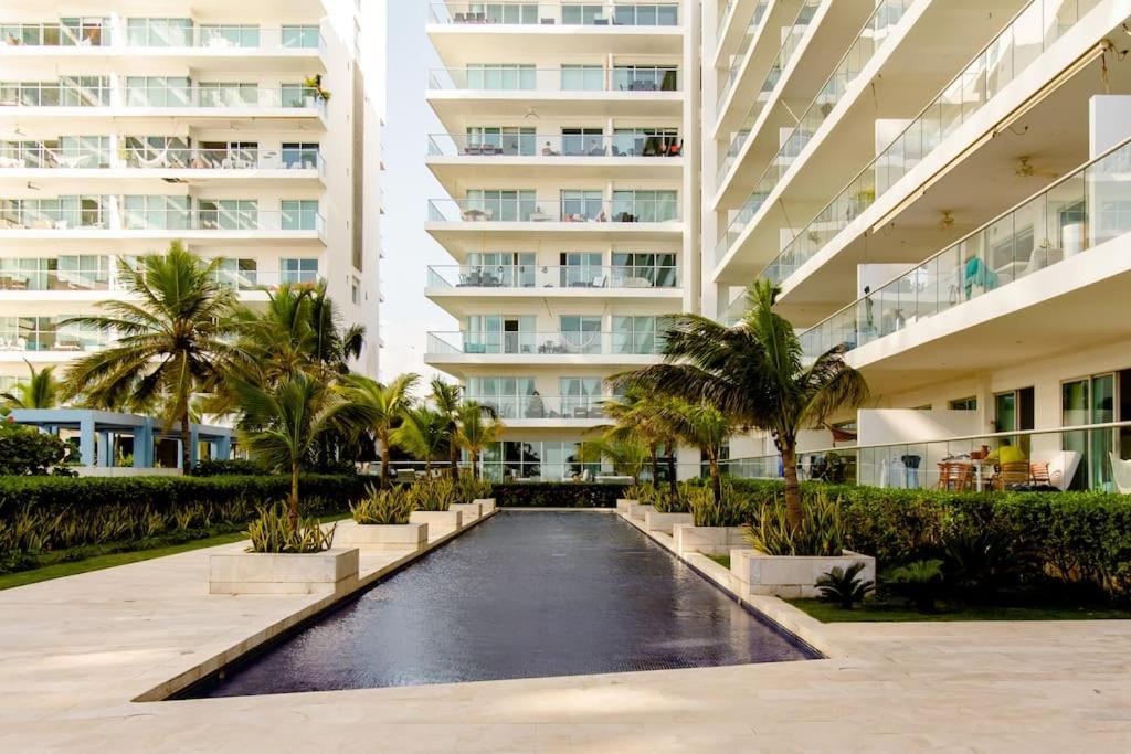 Hermoso Apartamento: Beachfront Comfort with Direct Access Cartagena Exterior photo